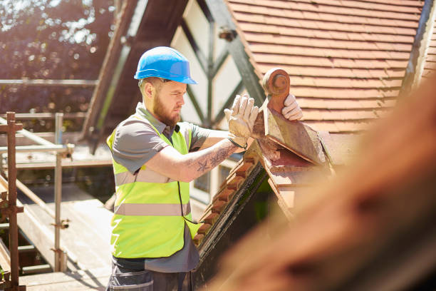 Best Roof Maintenance Services  in Baraboo, WI
